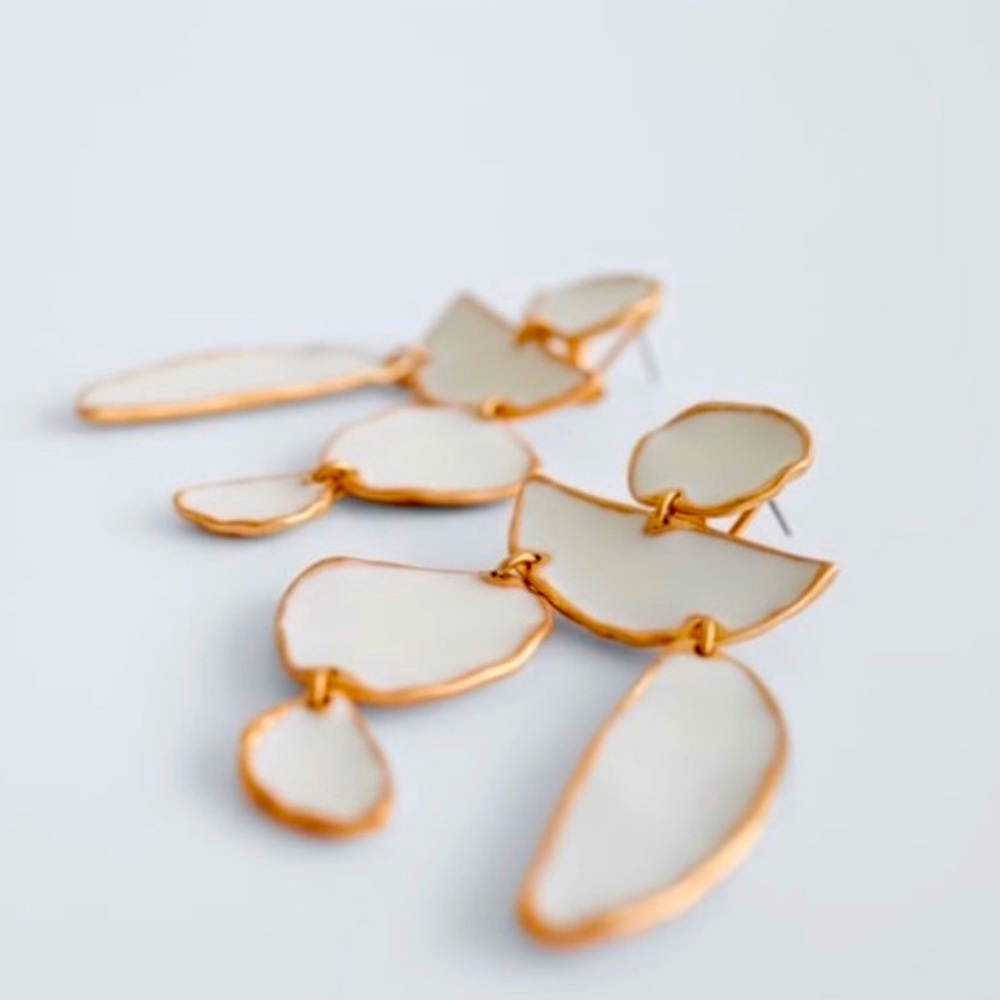 🍋2/$30 New Zara White Enamel Geometric Drop Earrings - Picture 2 of 4